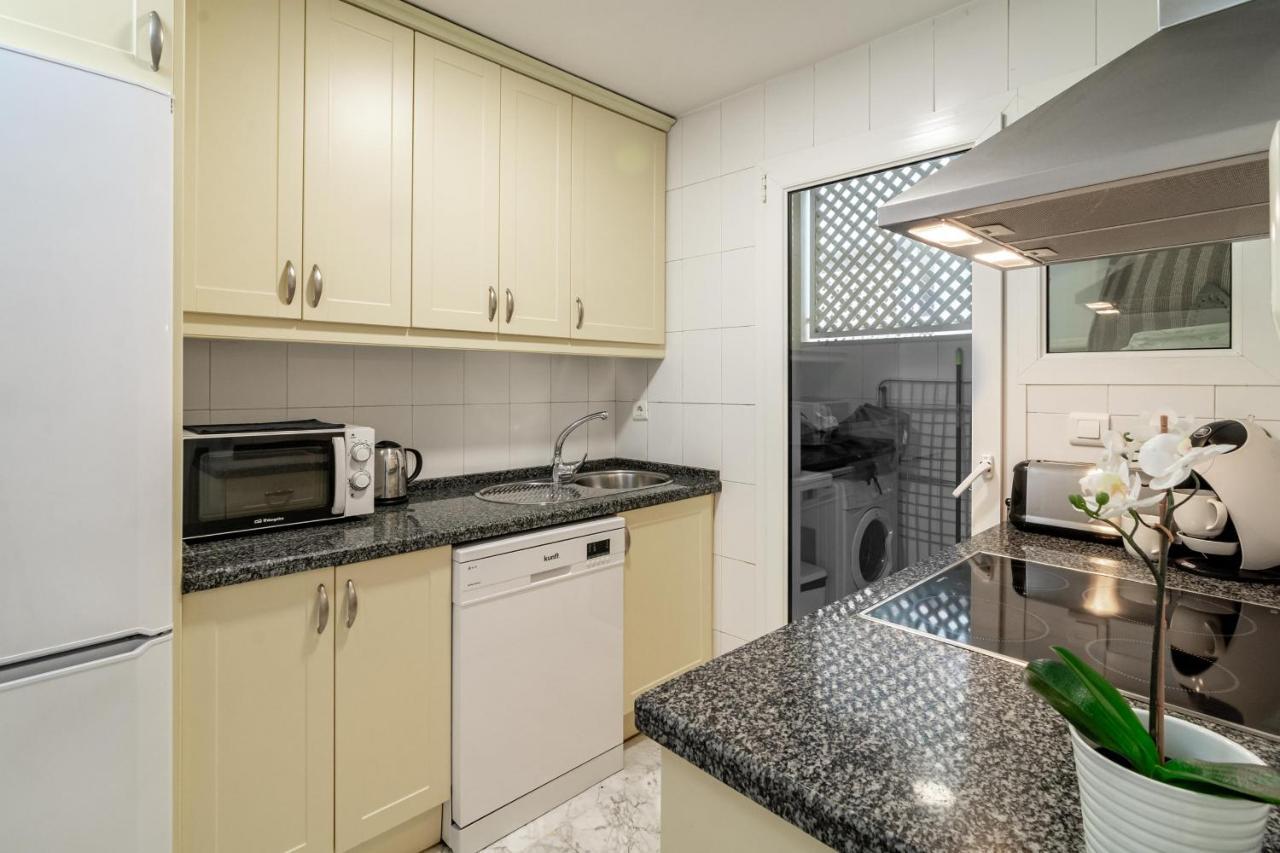 Pr45- Beach Front Apartment Puerto Banus Marbella Exteriér fotografie